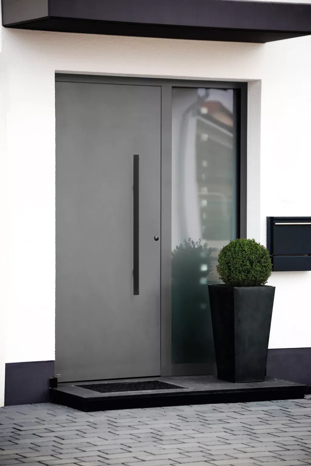 Haustür Basic Thermo Black Edition